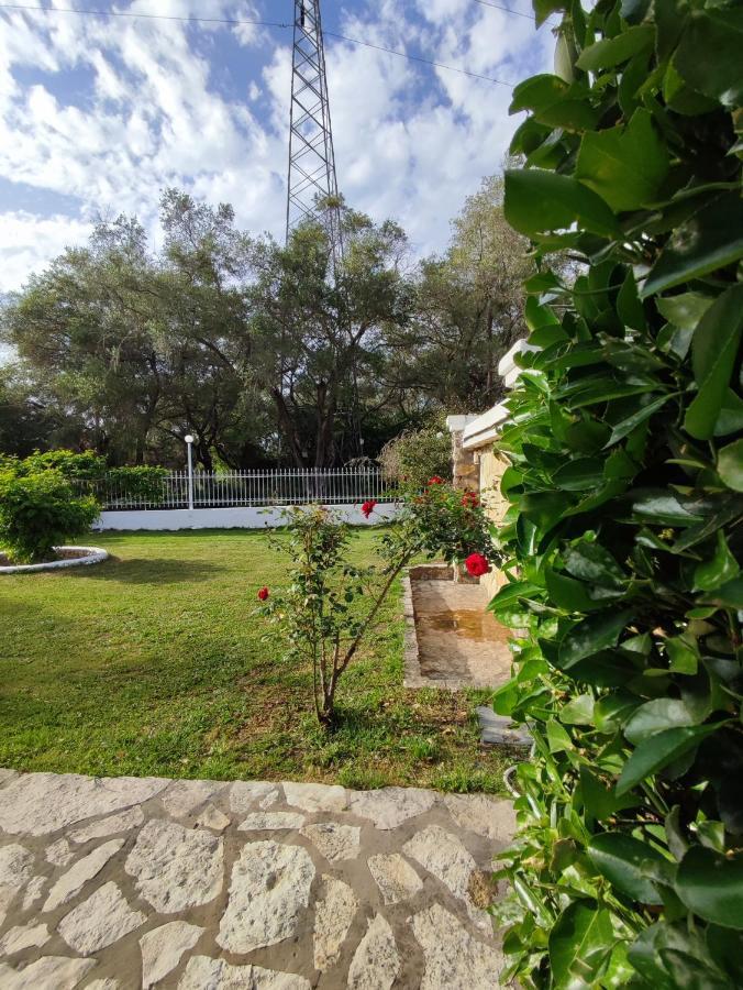 Villa Areti Lefkímmi Buitenkant foto